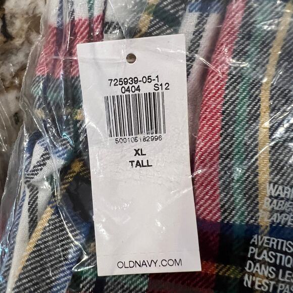 NWT Old Navy White Plaid Tartan Flannel Christmas Lounge Pajama Pants - Picture 9 of 12